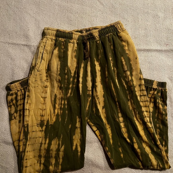 Tie die sweats - Picture 1 of 3